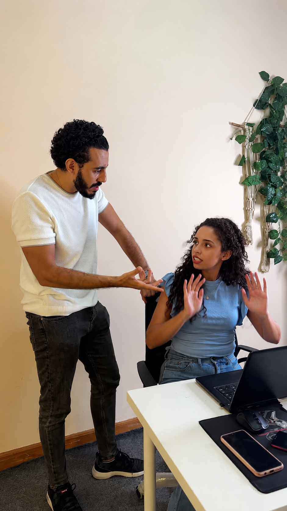فريق Optiiimum داخل المكتب — Inside the Optiiimum office
